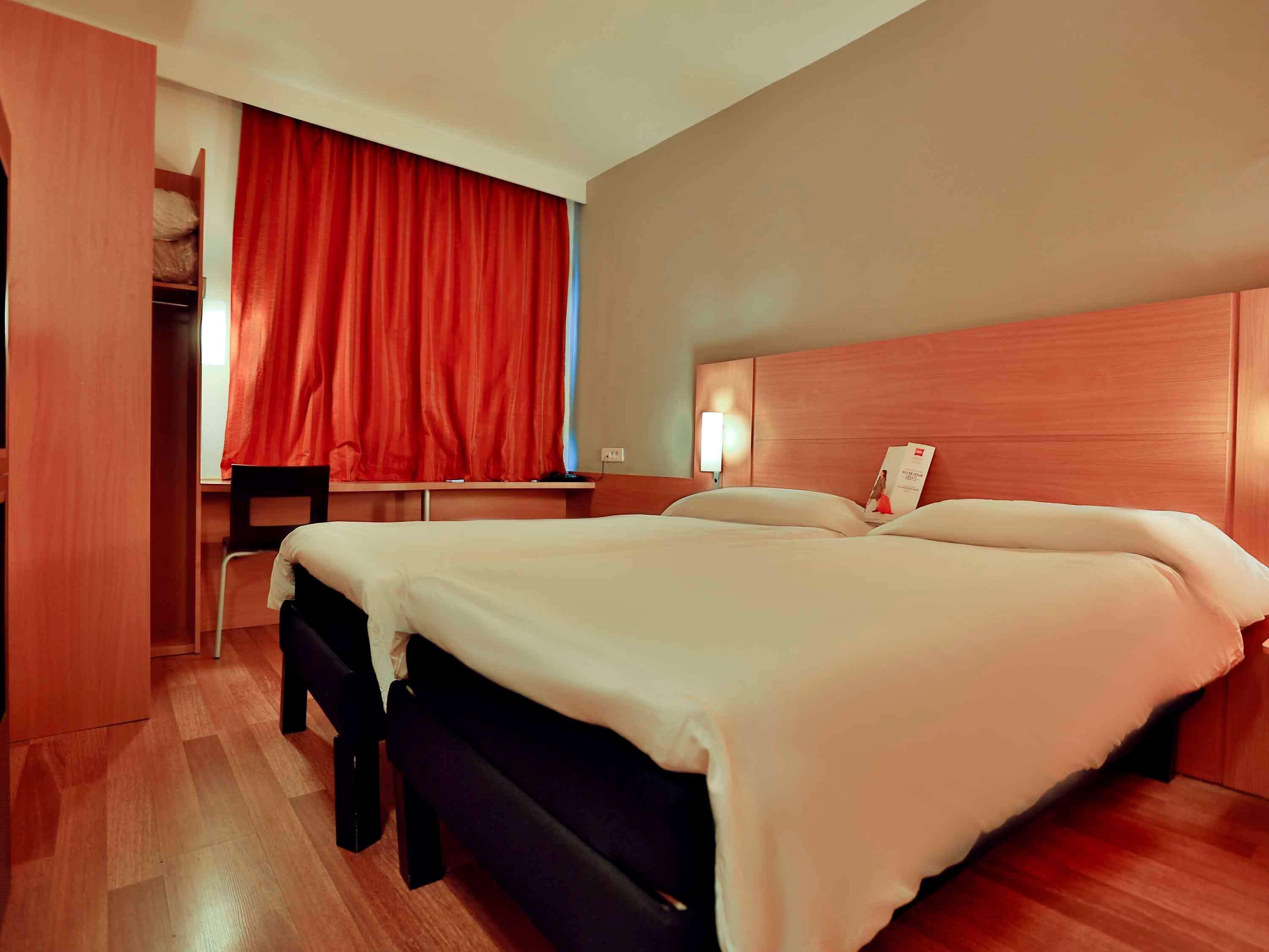 Ibis Fes Hotel Bagian luar foto
