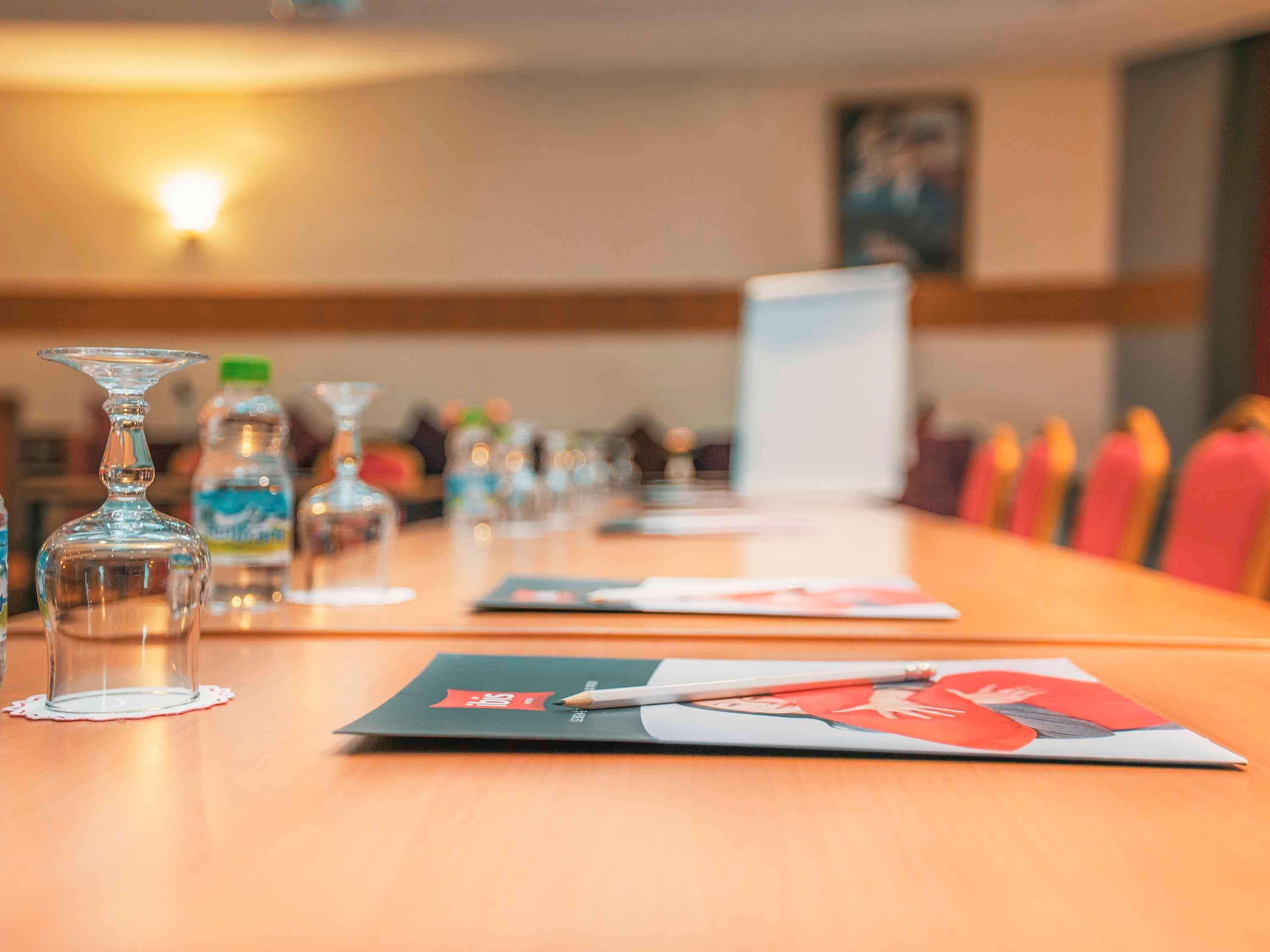 Ibis Fes Hotel Bagian luar foto