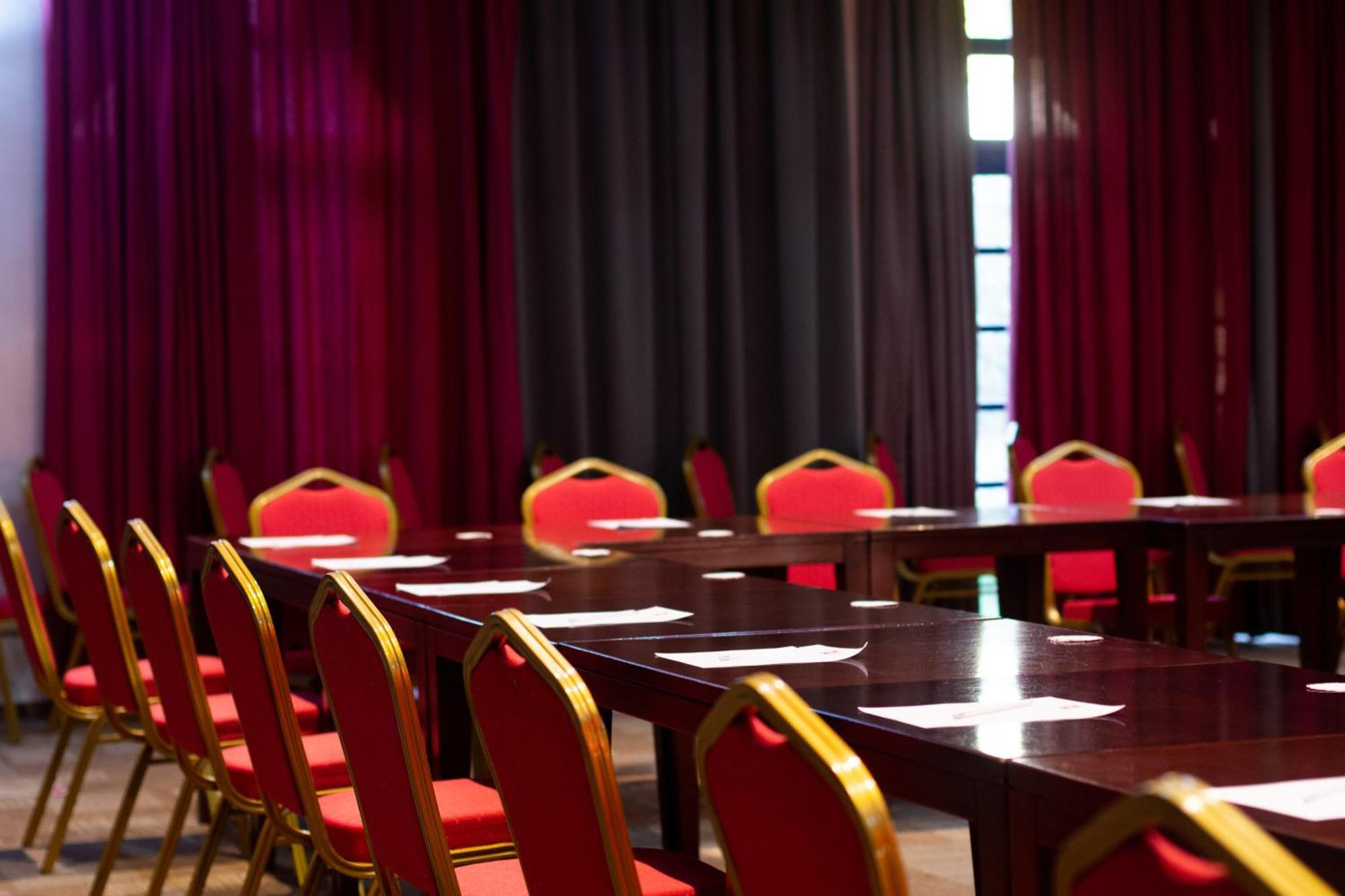Ibis Fes Hotel Bagian luar foto