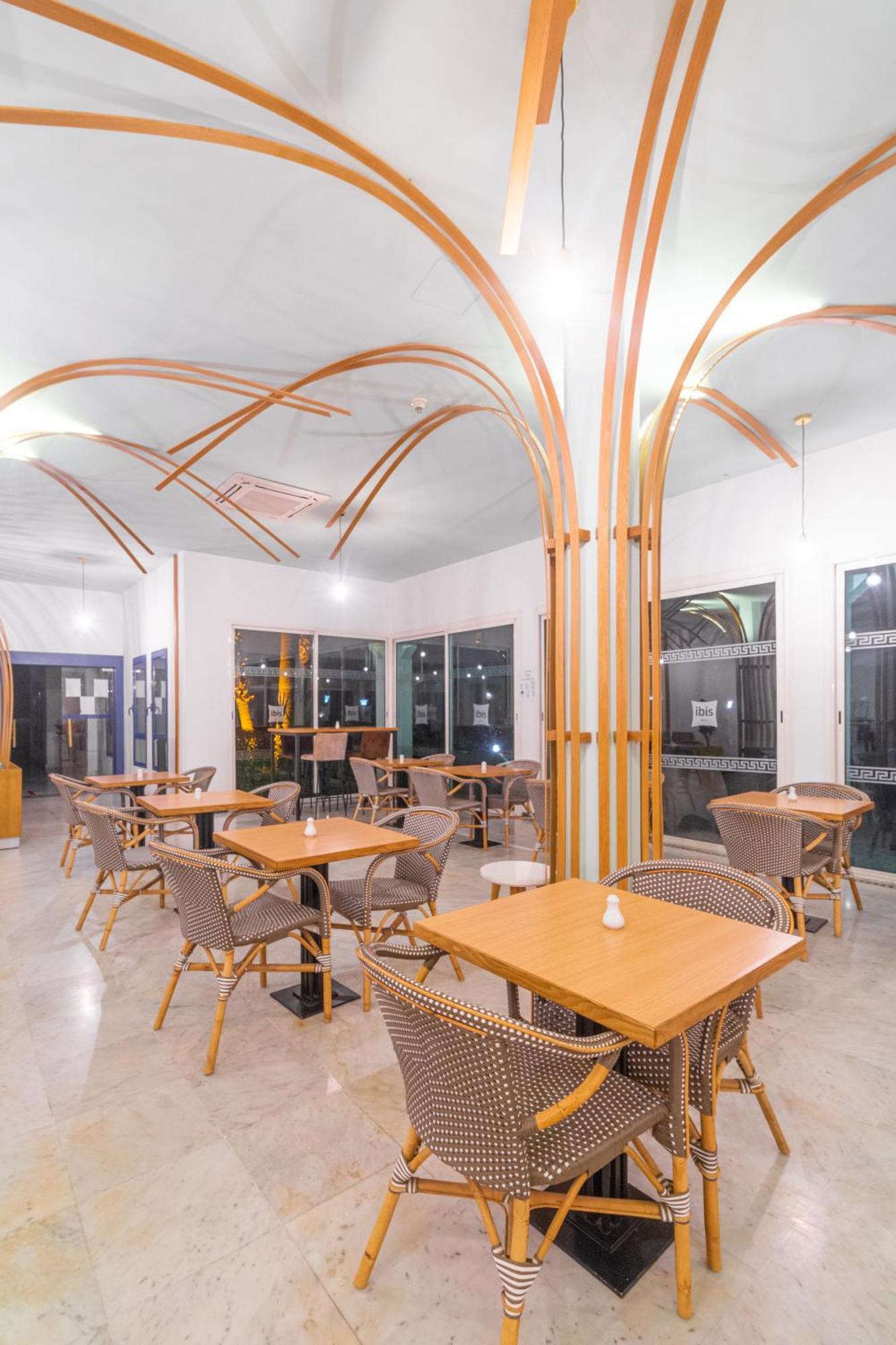 Ibis Fes Hotel Bagian luar foto